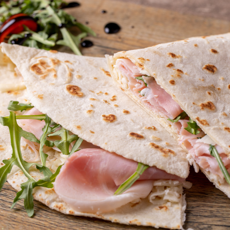 Piadina con prosciutto cotto