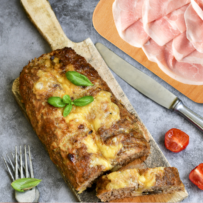 Polpettone ripieno scamorza e prosciutto cotto